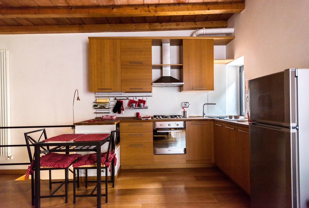Apartment Polveriera Colosseum Roma Exterior foto